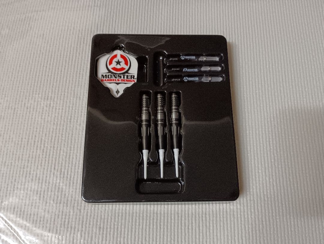 MONSTER ダーツセット ARIA & Dragster