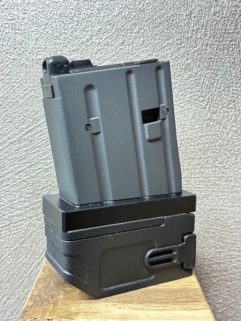 R7-34 東京マルイ GBB M4 マガジンアダプター 外部ソース仕様