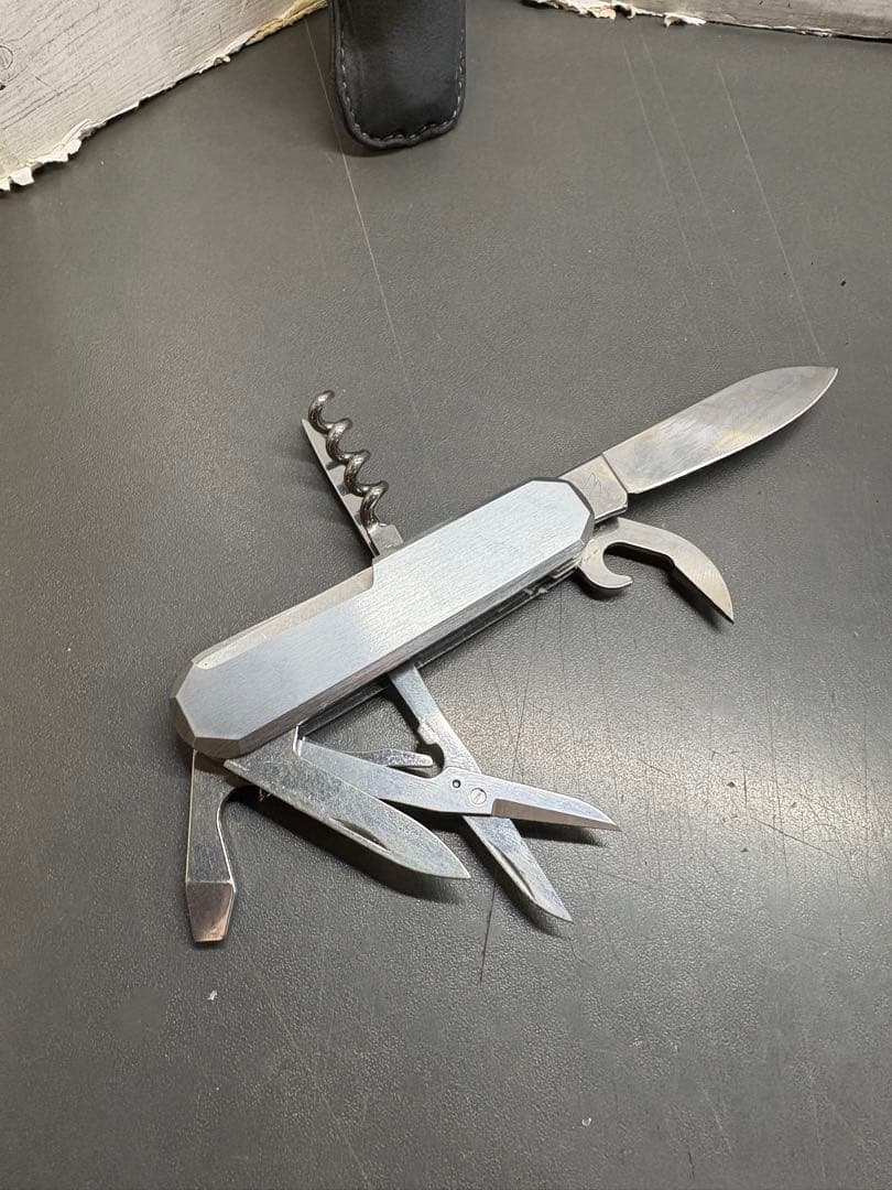 タグホイヤー　マルチツール