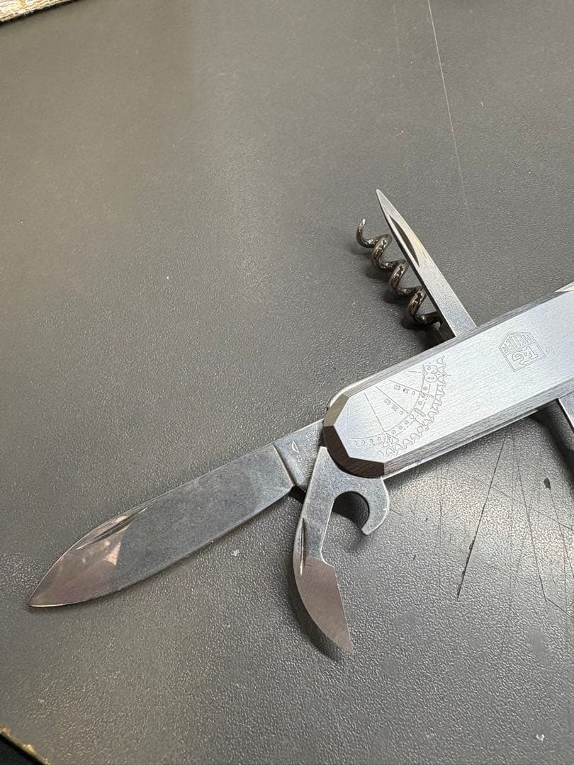 タグホイヤー　マルチツール