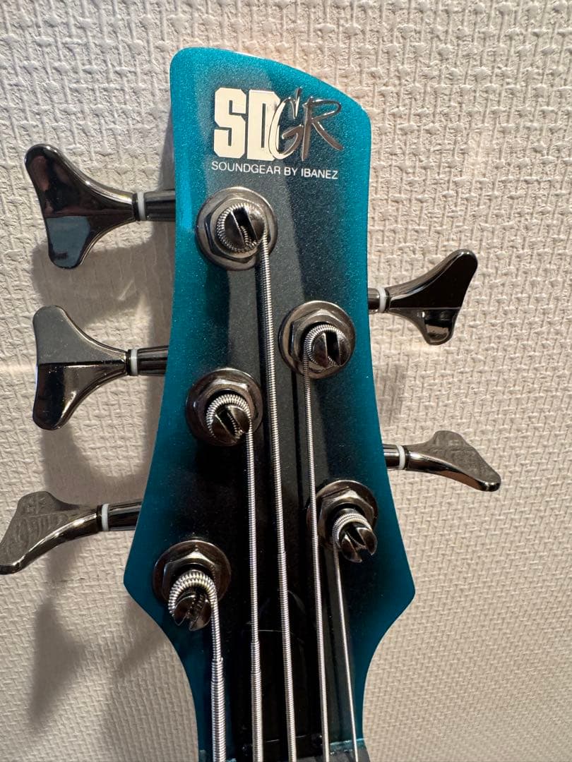 Ibanez sr305E CUB/5弦エレキベース