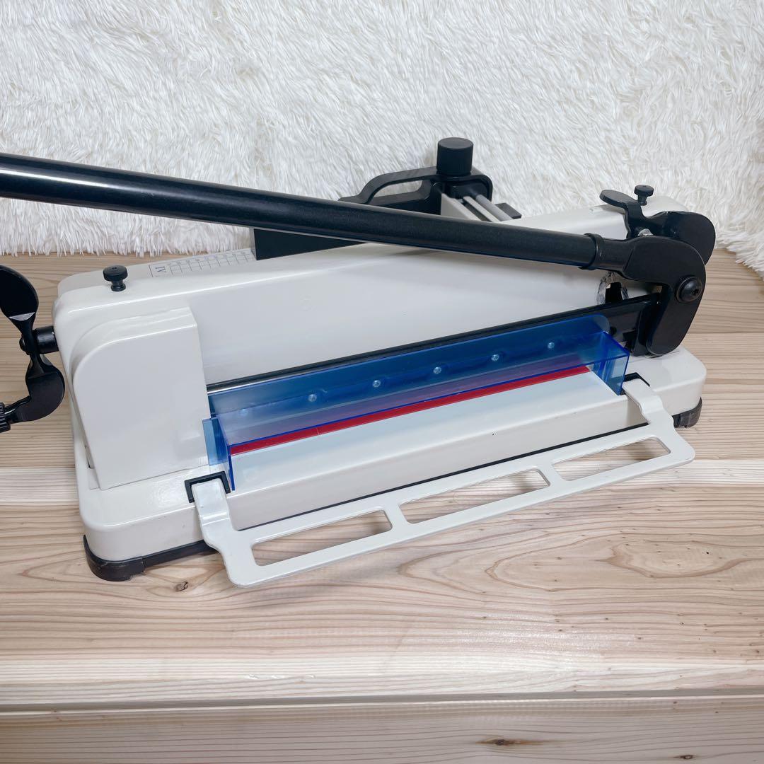【中古】 大型 裁断機 ペーパーカッター 業務用