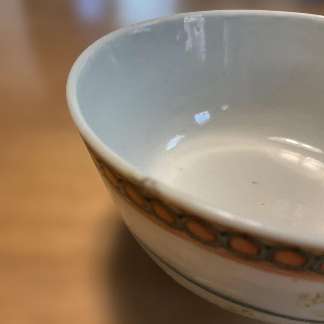 花と鳥の絵柄の陶器茶碗,中国清朝同治年