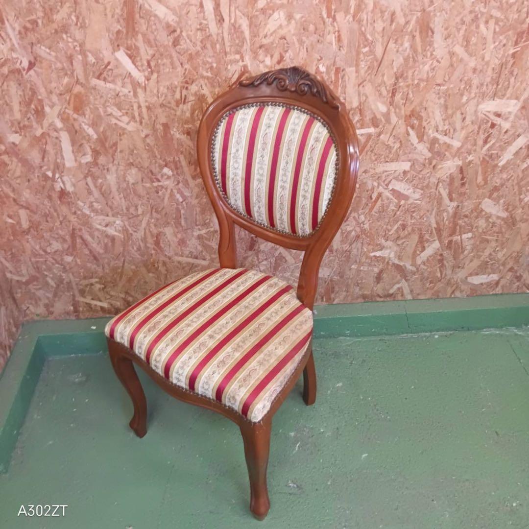 001送料設置無料　別荘保管品　英国猫足チェア　おしゃれ　アンティーク風