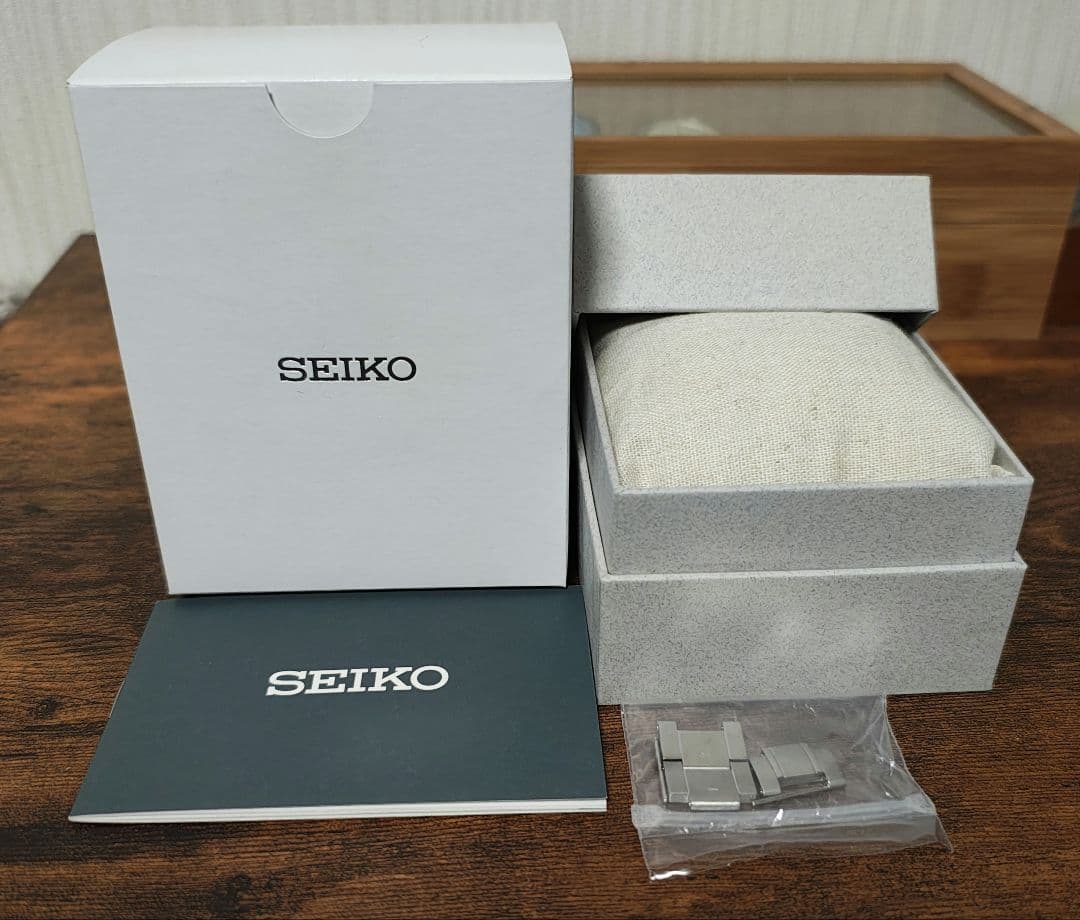 時計 SEIKO SBTR027