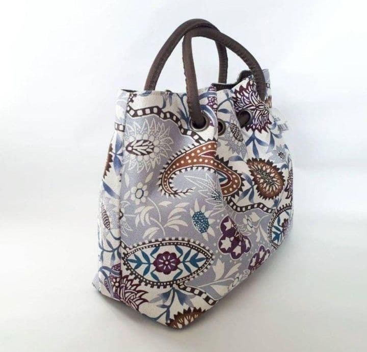 ￥45980⇒￥35980 着物の日月間セール 栗山工房銀通し紅型鞄