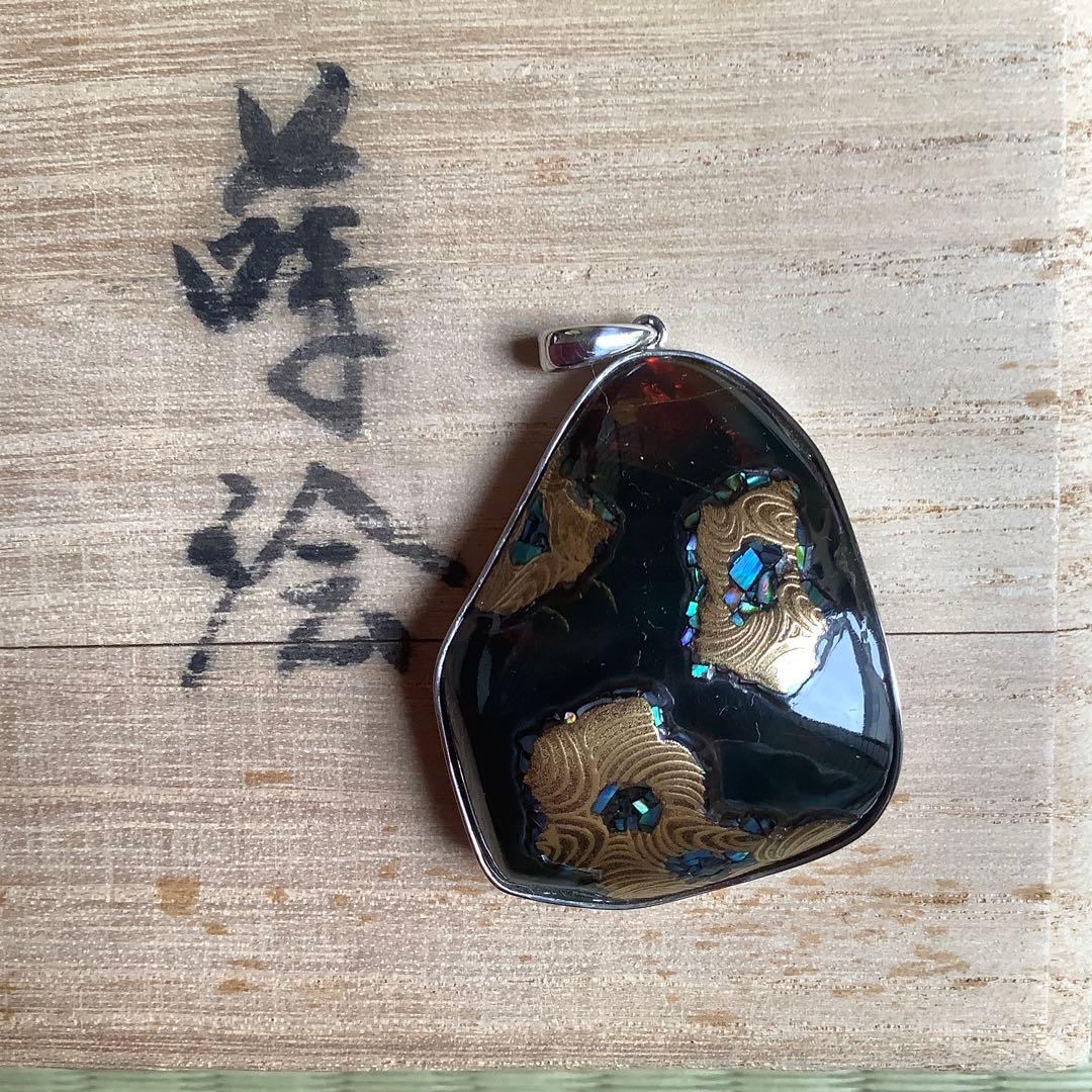 Ø*様 伝統工芸　K18WG刻印あり　蒔絵ペンダントトップ