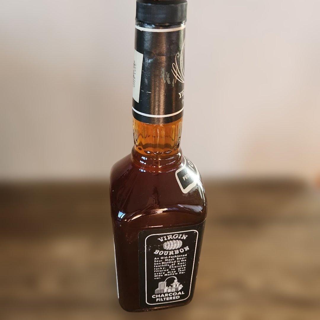 ウイスキー Virgin Bourbon 7 Years Old 101 Proof