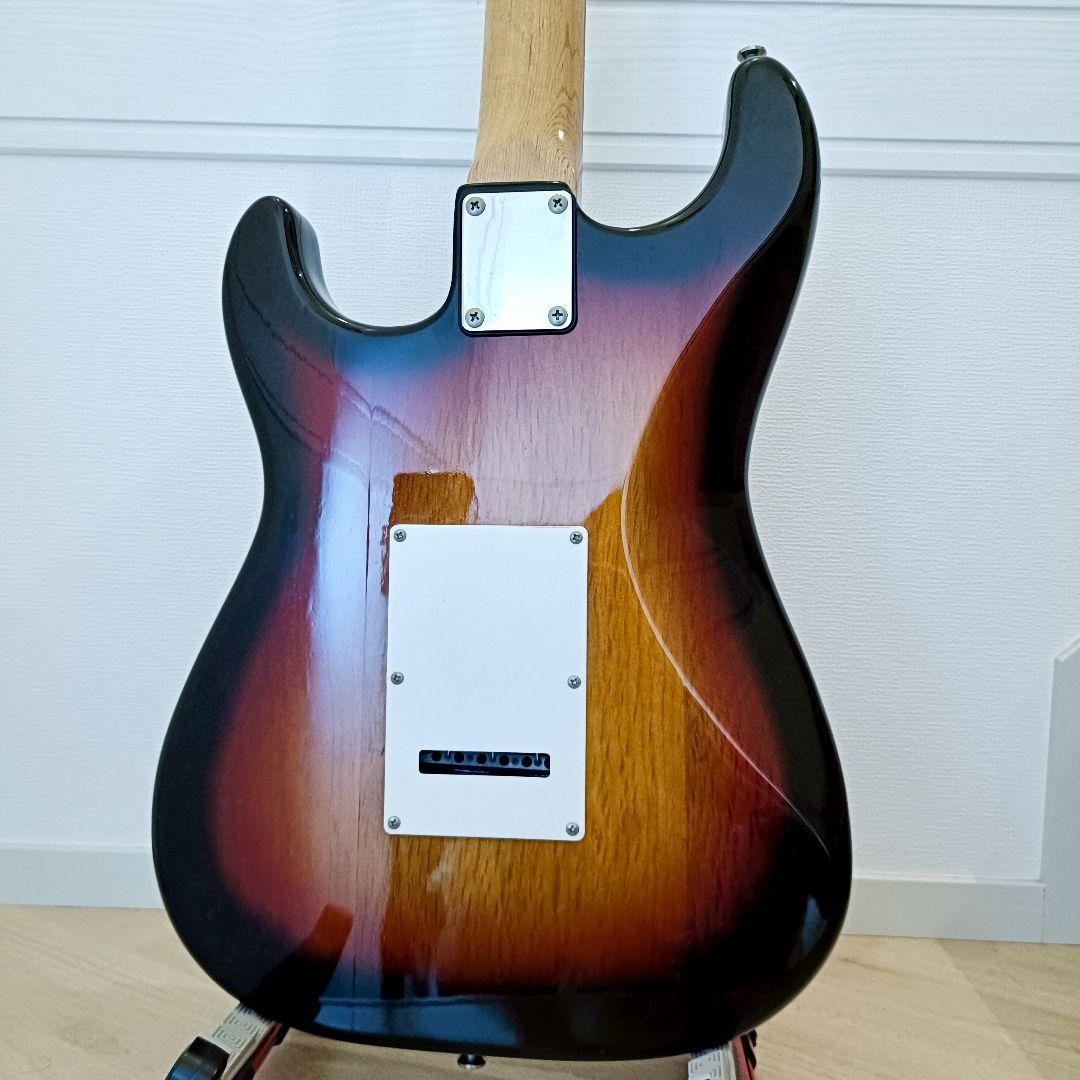 【メンテ済み】Bacchus ストラトキャスター エレキギター 本体