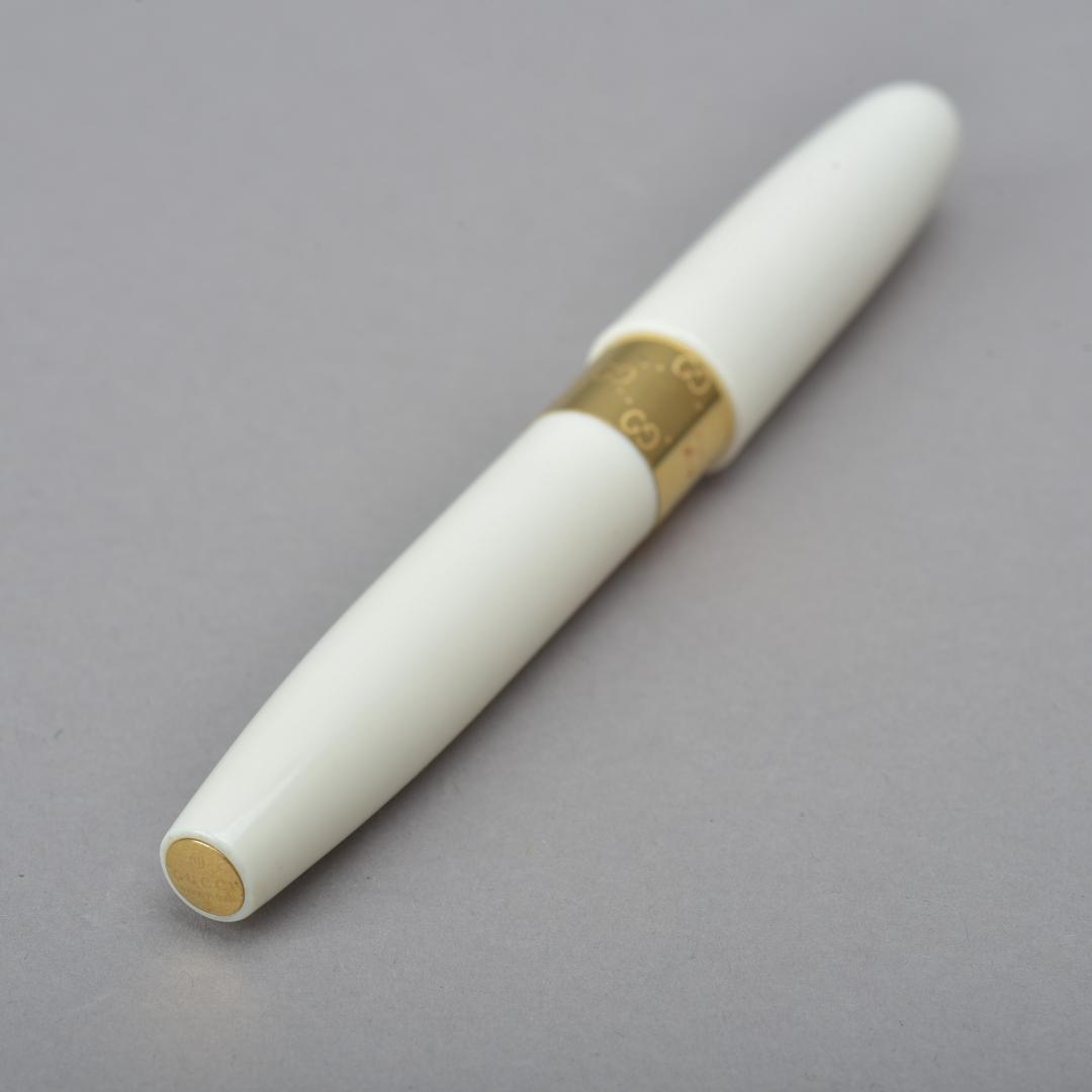 美品 グッチ GUCCI ボールペン GG ホワイト ゴールド キャップ式 文具