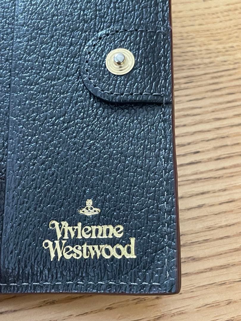 ヴィヴィアンウェストウッド　折り財布　エグゼクティブ　ブラック