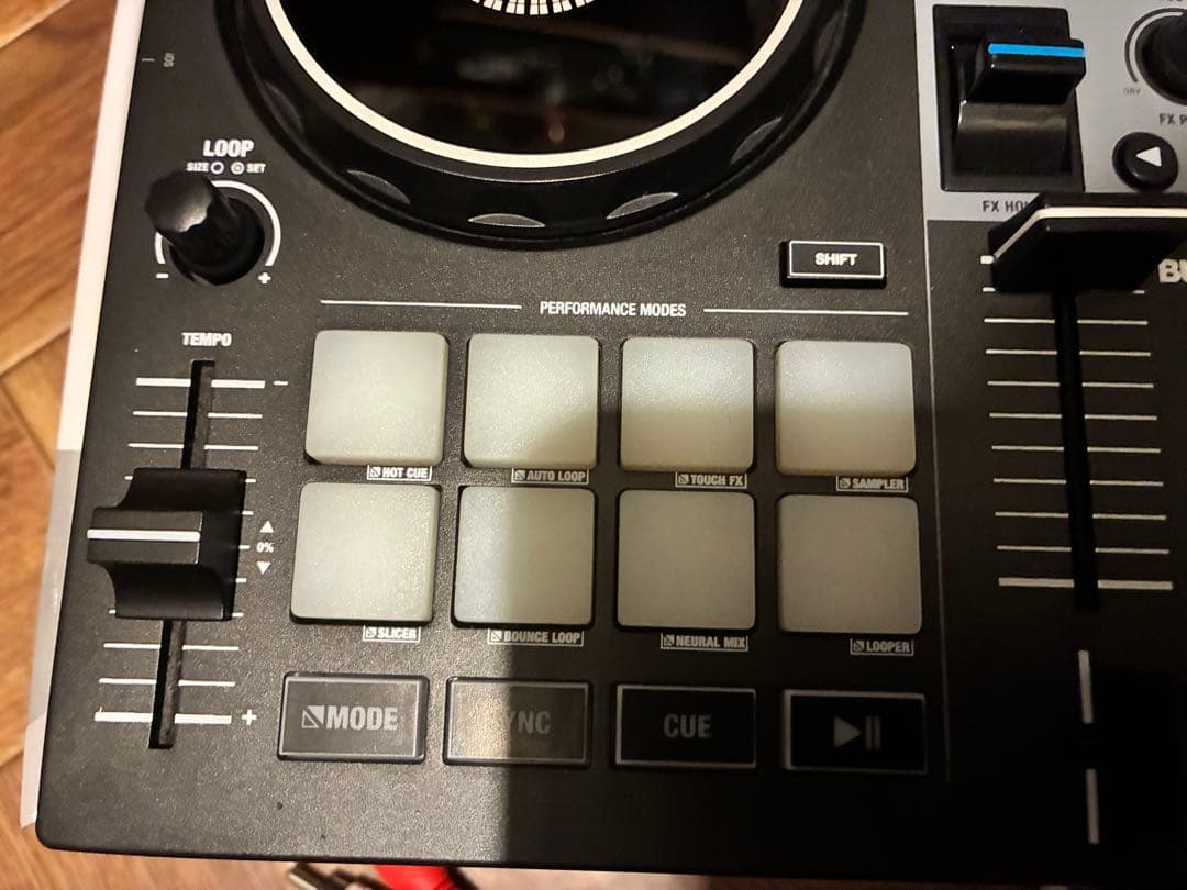 DJ機材 reloop BUDDY