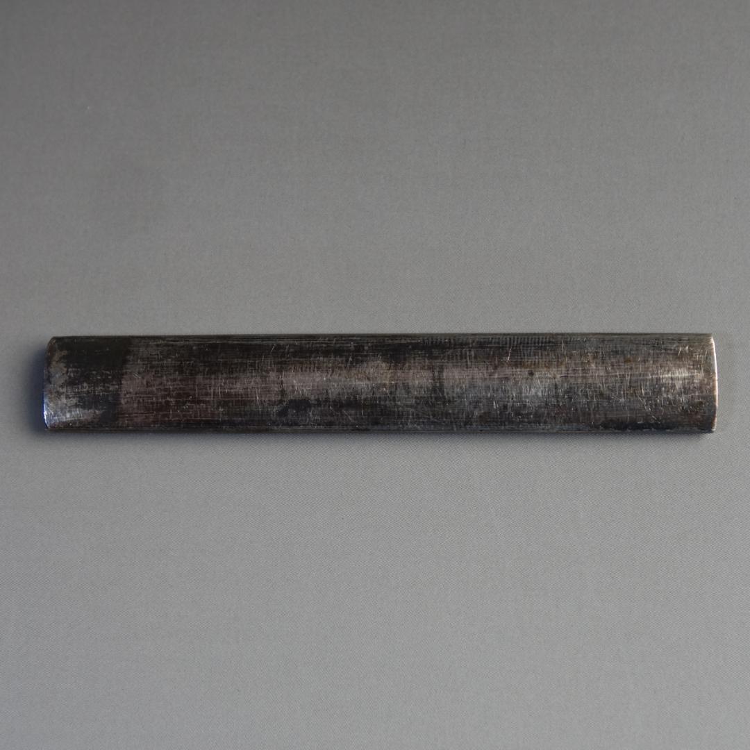 【 銀地 七宝焼 沢潟梅花図小柄】 鍔 鐔 小柄 刀装具 骨董 アンティーク