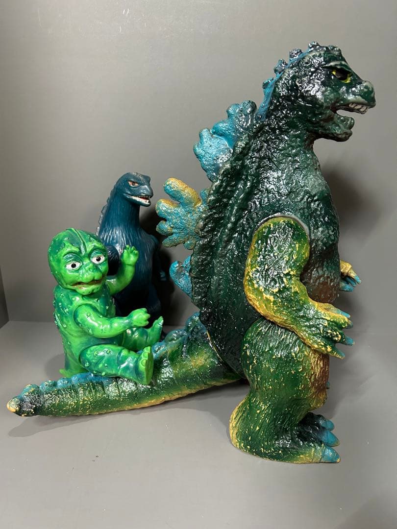 ゴジラ　ブルマァク　ジャイアントサイズ　東宝　成形色珍色？　東京タワーなし