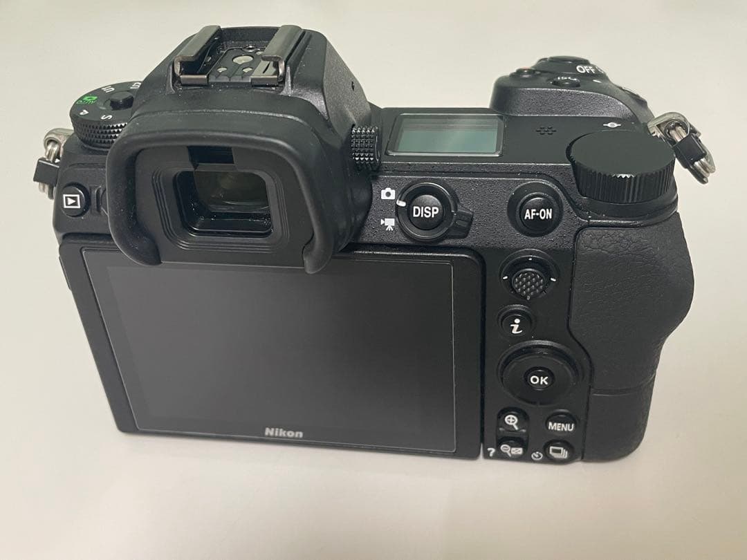 Nikon Z6 ミラーレスカメラ 中古 ボディ　シャッター数 6965