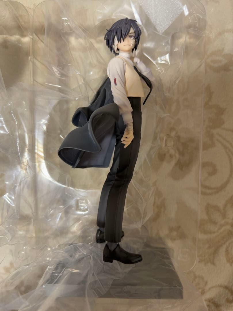 文豪ストレイドッグス　太宰治　中原中也 フィギュア　開封品