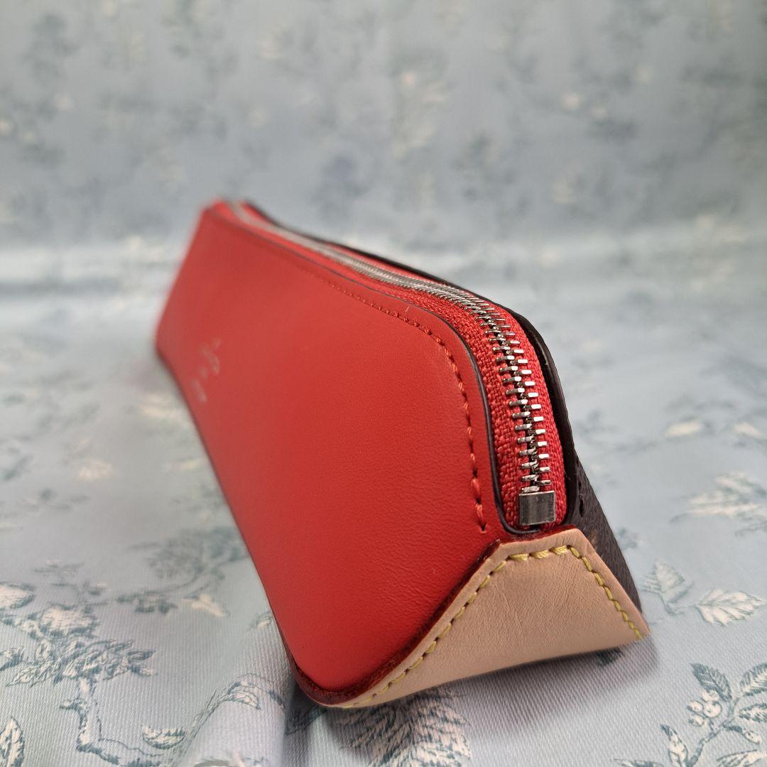 【未使用品】LOUIS VUITTON トゥルースエリザベットペンケース(筆箱)