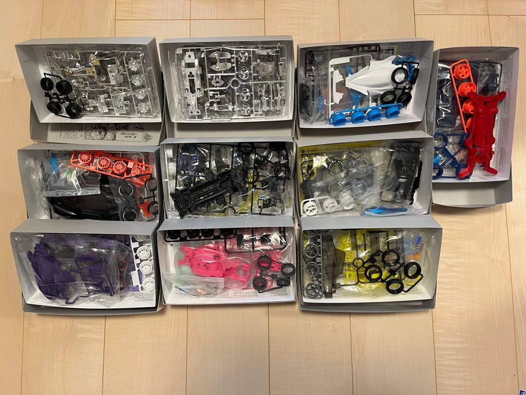 ミニ四駆キット10台＋パーツセット
