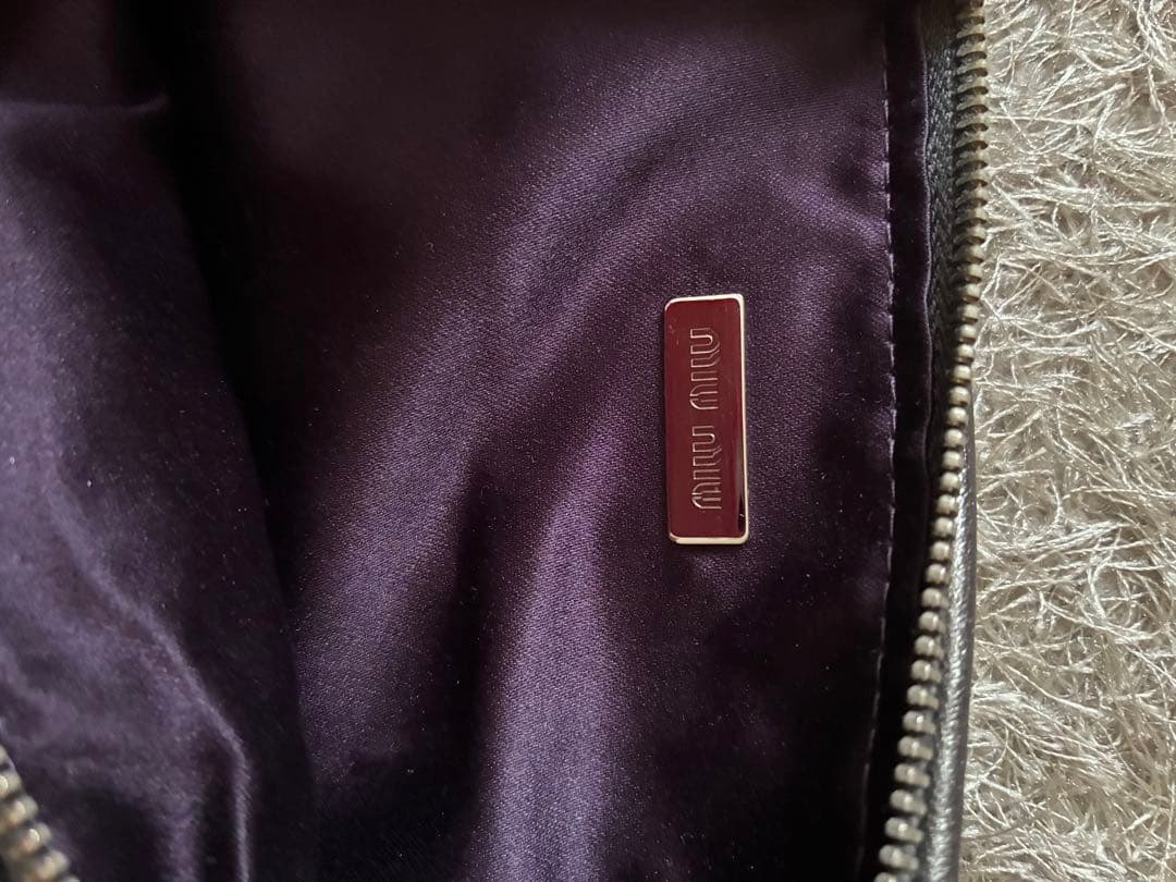 【未使用】　miu miu ミュウミュウ ミニバッグ　ポーチ　マルチカラー