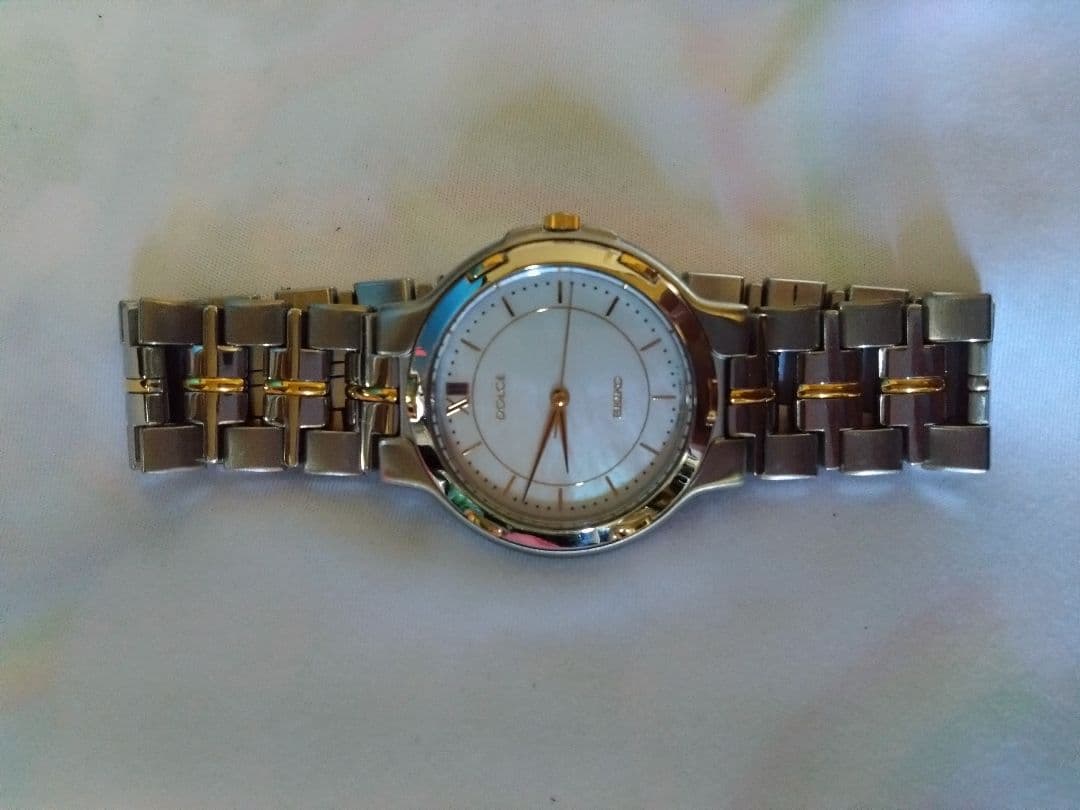 セイコー　ドルチェ　シェル文字盤　美品！①