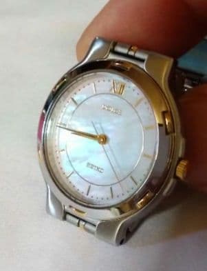 セイコー　ドルチェ　シェル文字盤　美品！①