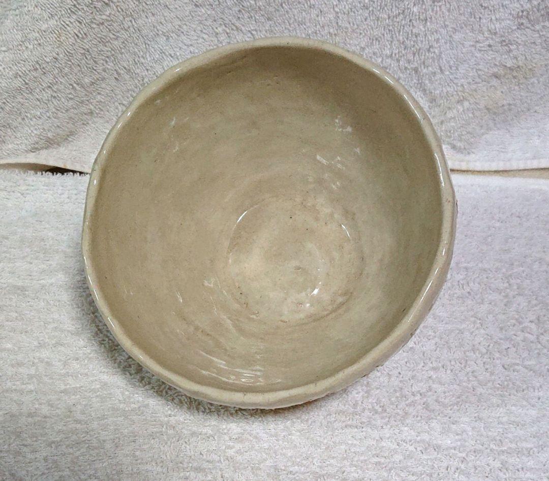 大田垣蓮月抹茶茶碗クリーム色の手書き茶碗A414