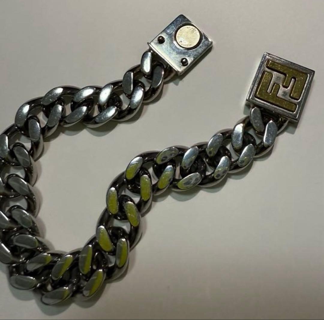 Fendi シルバーチェーンブレスレット