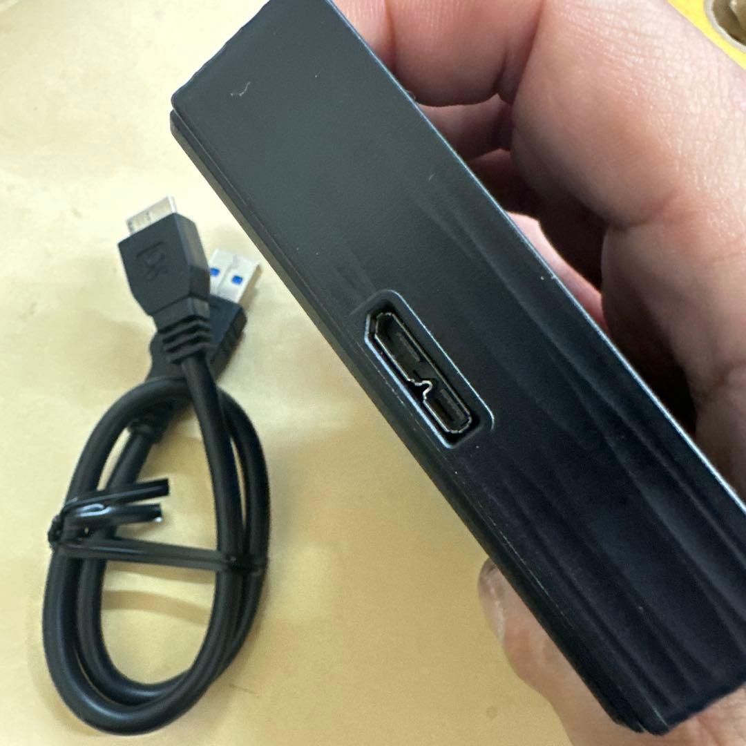 33.ほぼ未使用PS5テレビ録画windowsPCMac用ポータブルHDD4TB