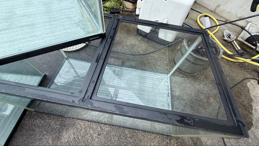 三重県四日市市引き取り限定 KOTOBUKI90×45×45水槽 3つセット