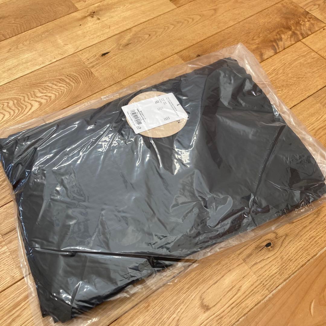新品 タグ付き NANGA ナンガ ダウンポンチョマフラー ブラック