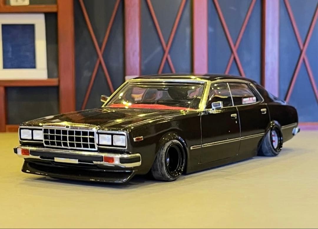 1/24 230ローレル 完成品 街道レーサー 旧車 シャコタン 加工ホイール