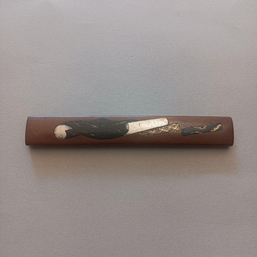 加賀象嵌 巻絹図小柄 金工