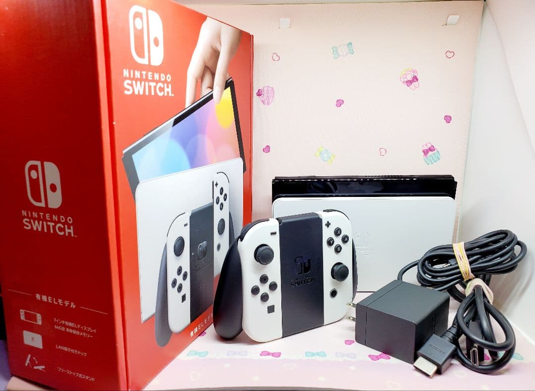 よっちゃん♡Nintendo Switch 本体♡有機EL ホワイト