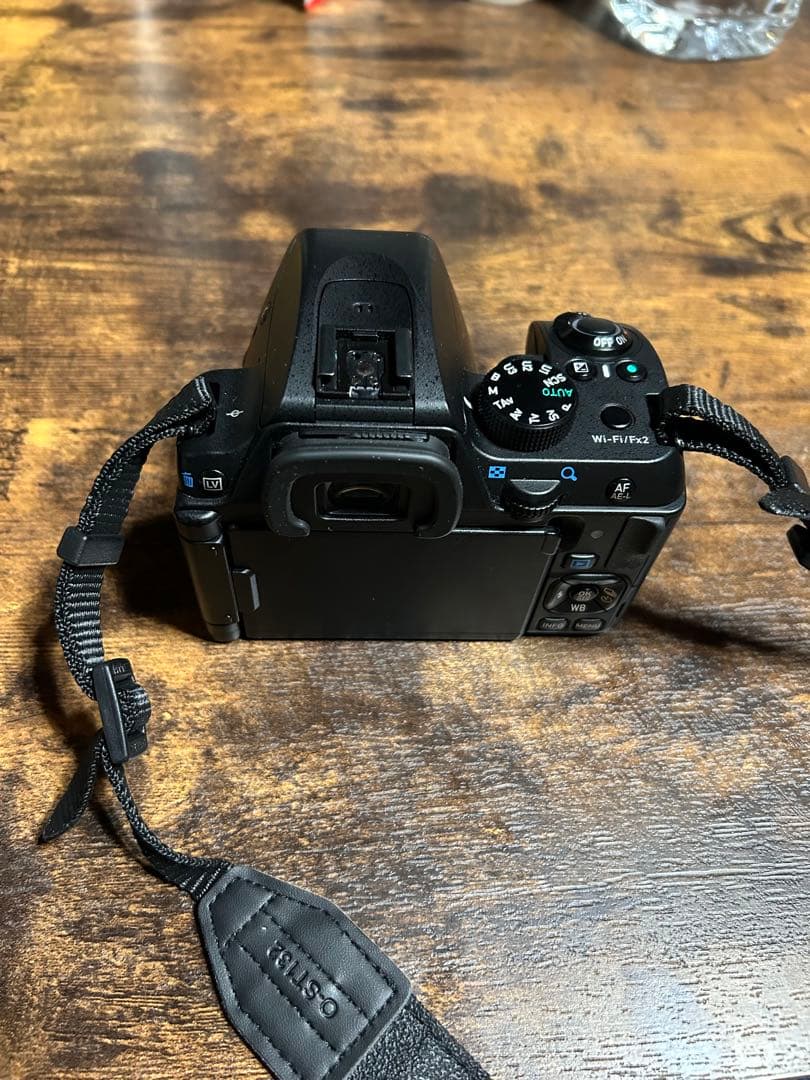 PENTAX K-70 デジタル一眼レフカメラ 本体とズームレンズ付き