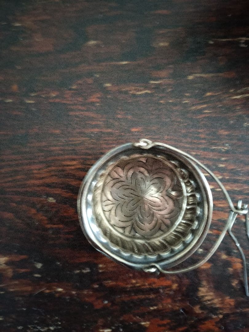 イギリスアンティーク銀の茶濾し