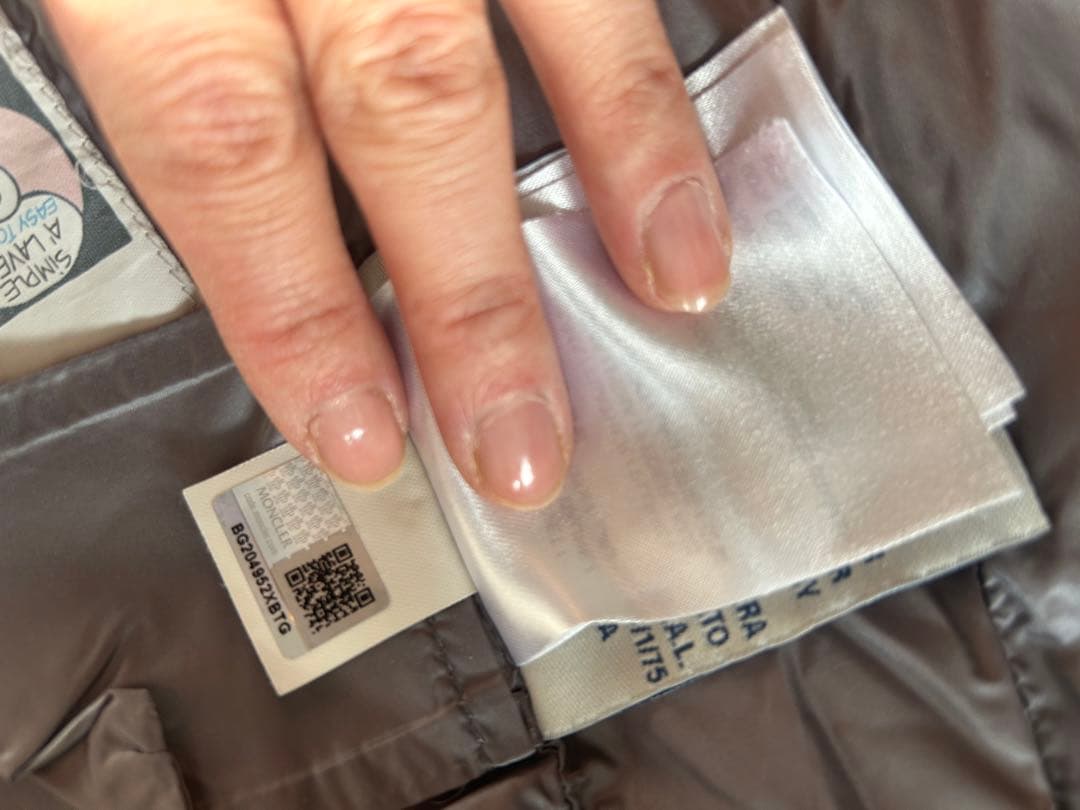 モンクレール ダウン　キッズ　9-12m