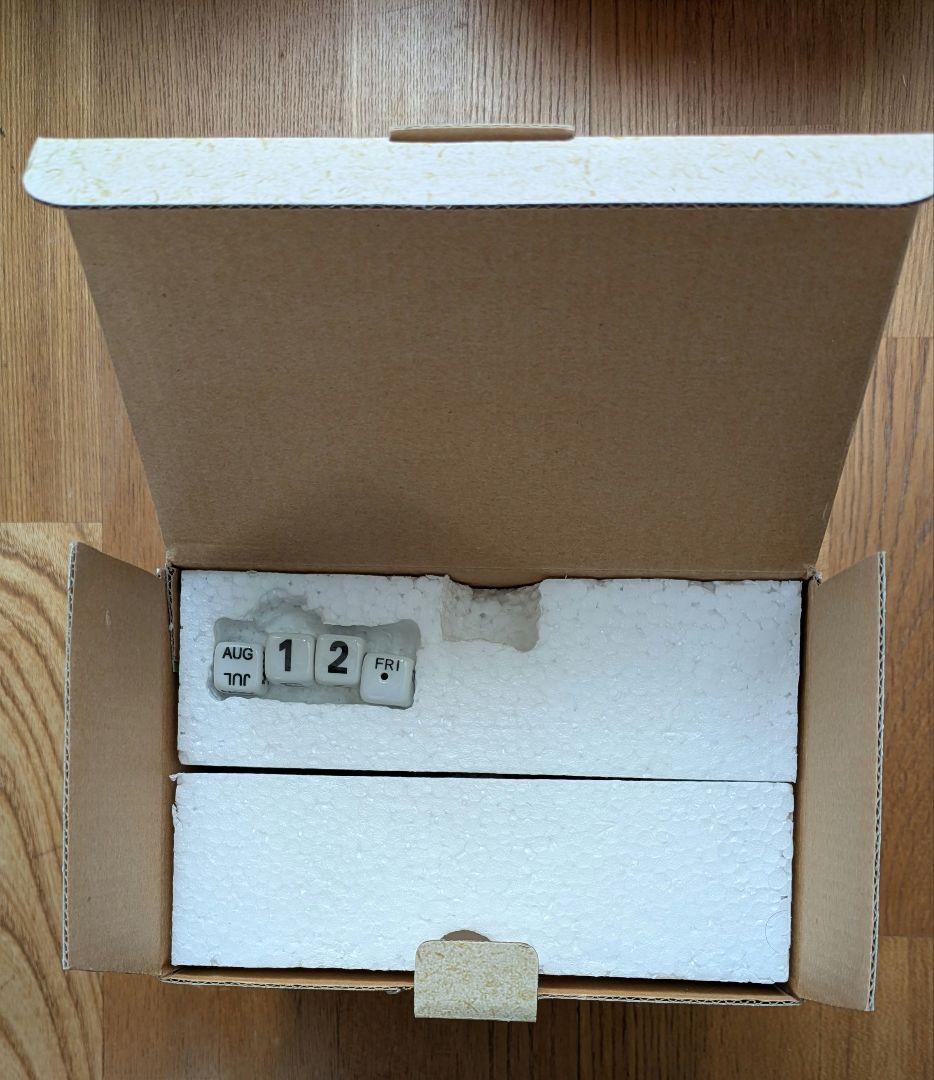 ジブリ　万年カレンダー　天空の城ラピュタ