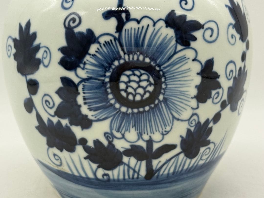 中国　清時代　染付　花卉紋壺　送料込み251020