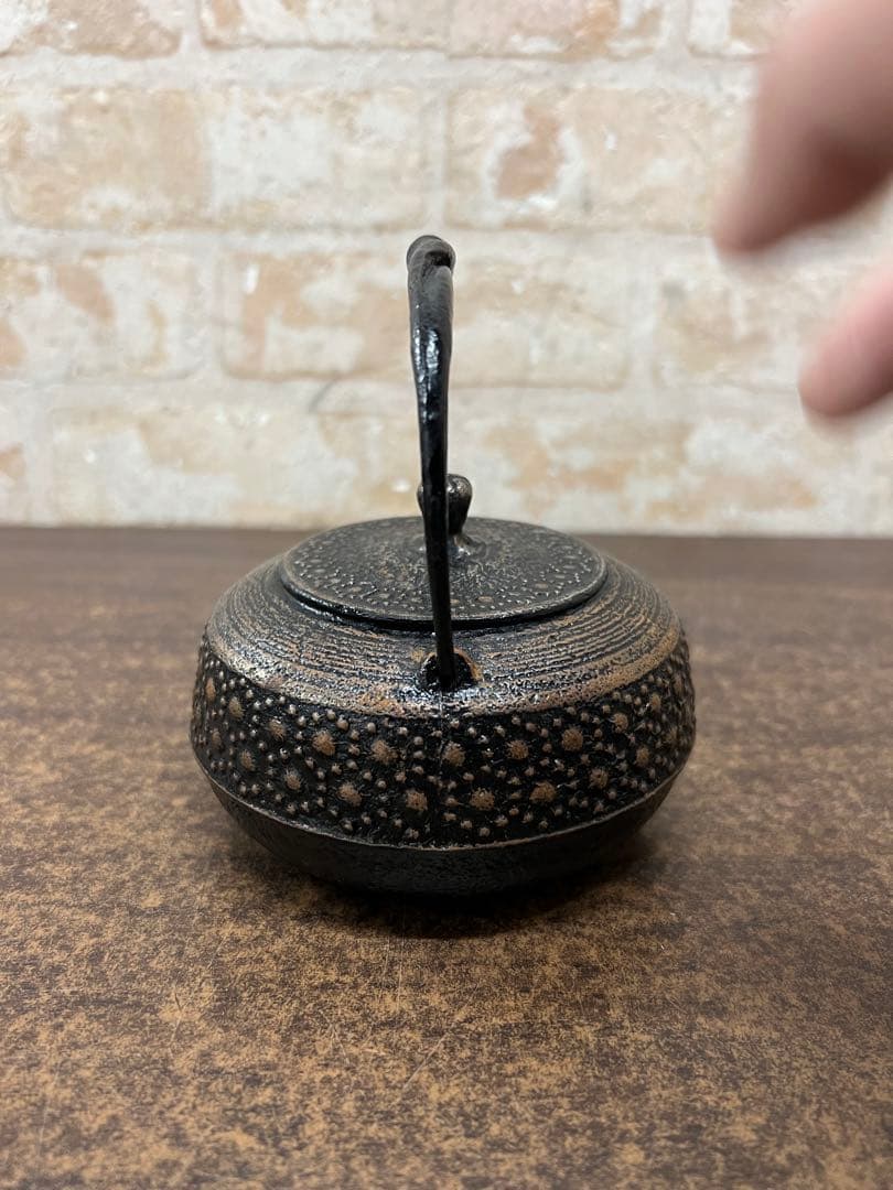 A2【used】鉄瓶 砂鉄 南部鉄器 岩鋳 急須