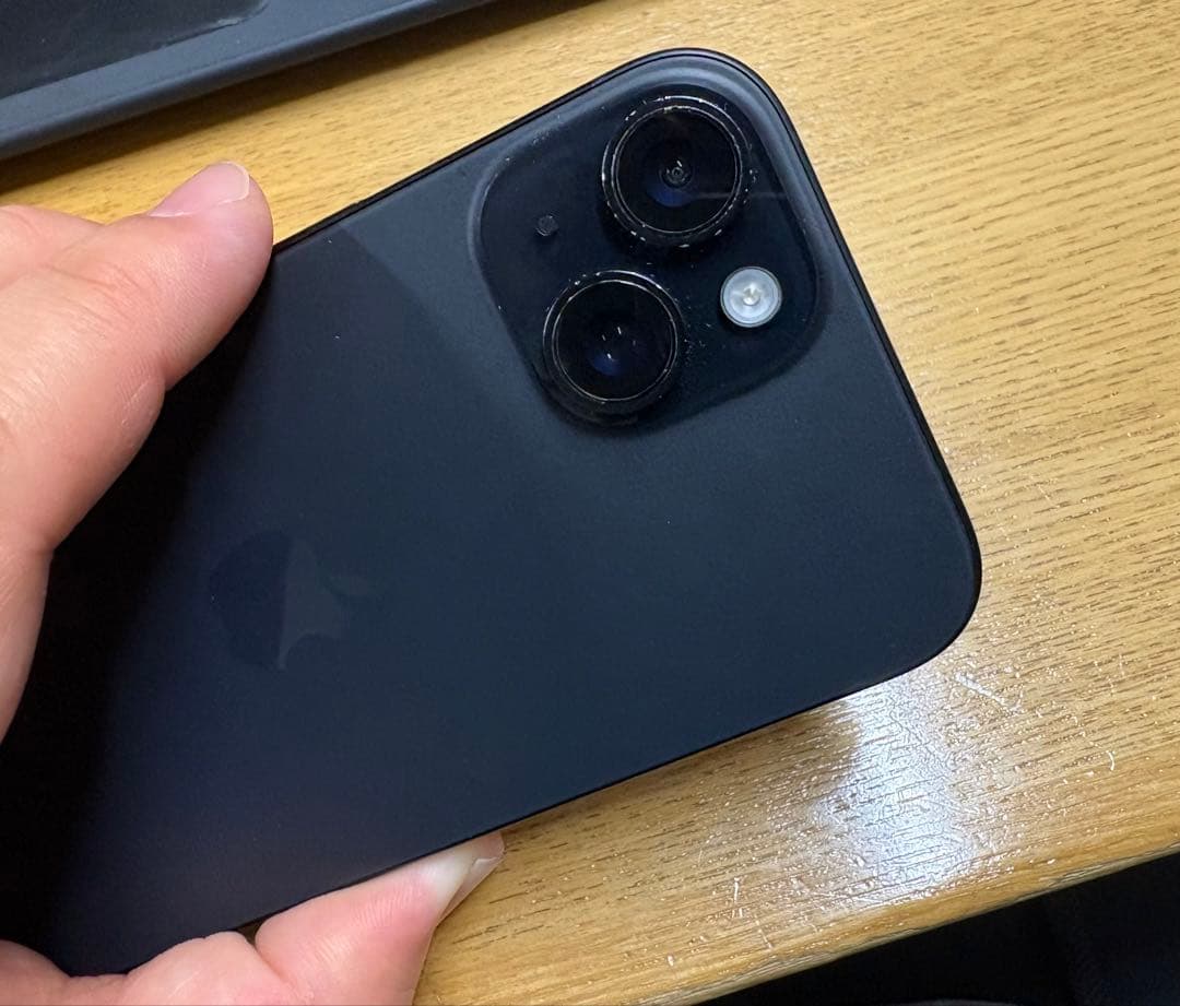 Apple iPhone15 128GBブラック 本体