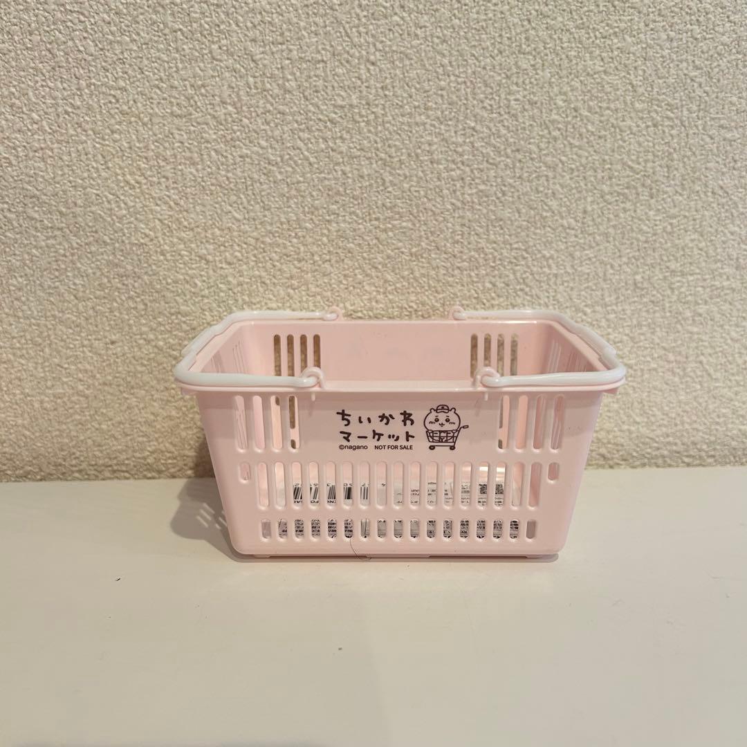 ちいかわ　招福！ハチワレぬいぐるみS 販促ミニカゴ