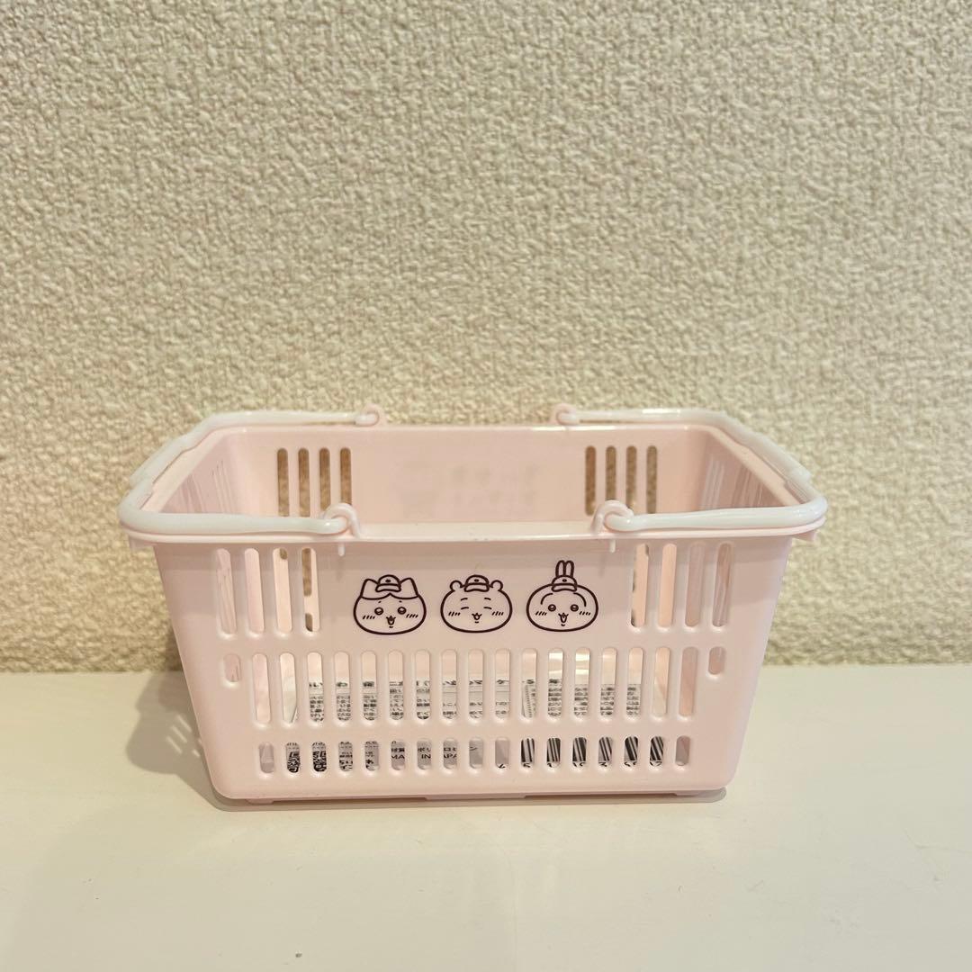 ちいかわ　招福！ハチワレぬいぐるみS 販促ミニカゴ