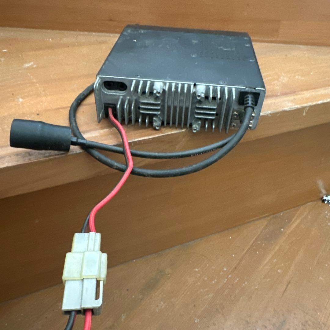 IC-2340 デュアルバンドトランシーバー