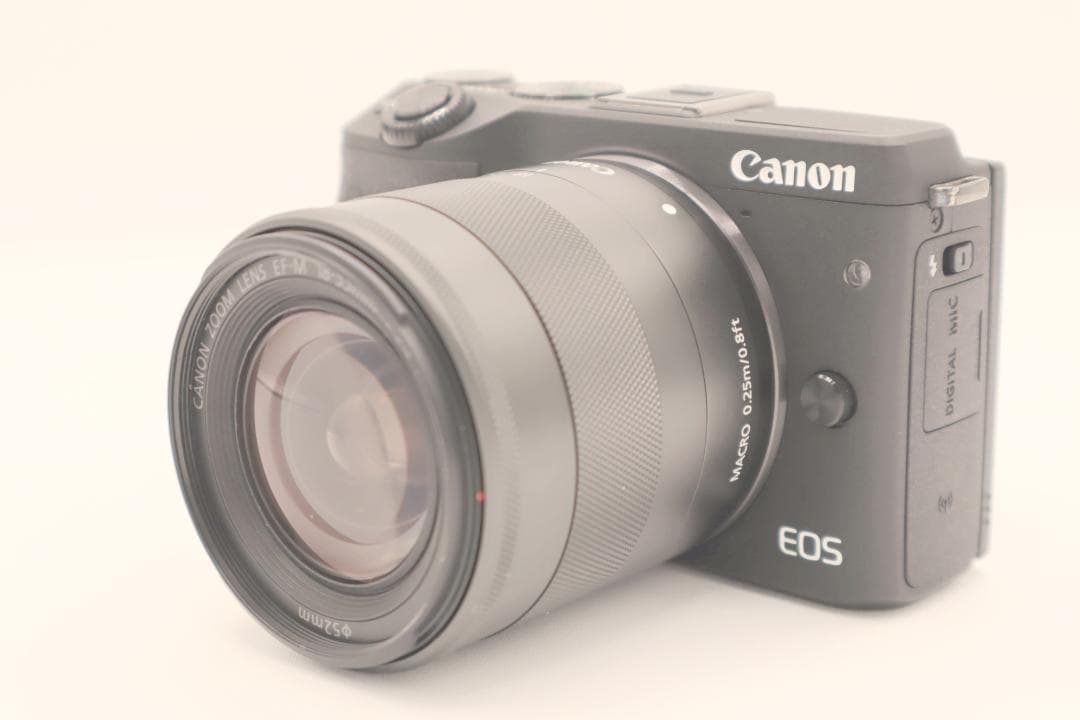 【美品】Canon キヤノン EOS M3 ダブルズームキット ブラック