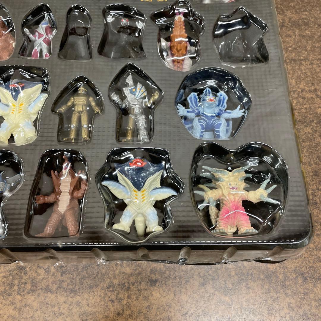 E3 ウルトラマンティガ ティガモンスター 超全集 PART1&2