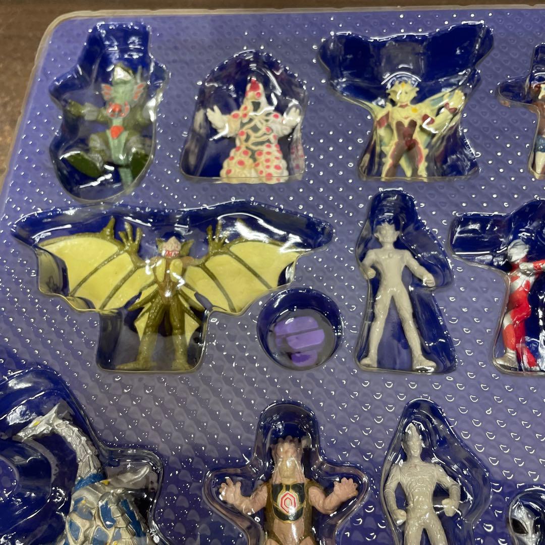 E3 ウルトラマンティガ ティガモンスター 超全集 PART1&2