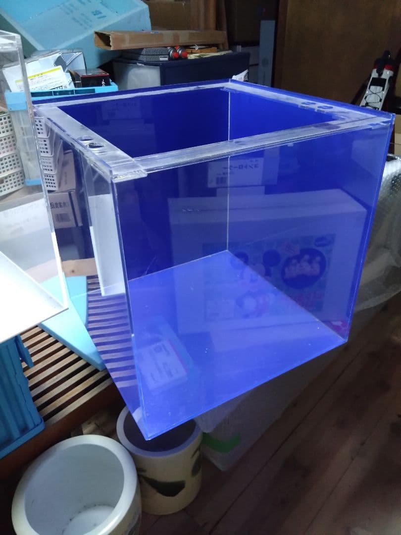 愛知県お引き取り限定☆アクリル水槽3台☆