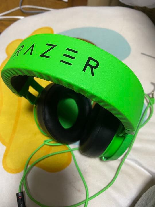 ヘッドホン&ps4充電スタンド、dualshock(ps4コントローラー)セット