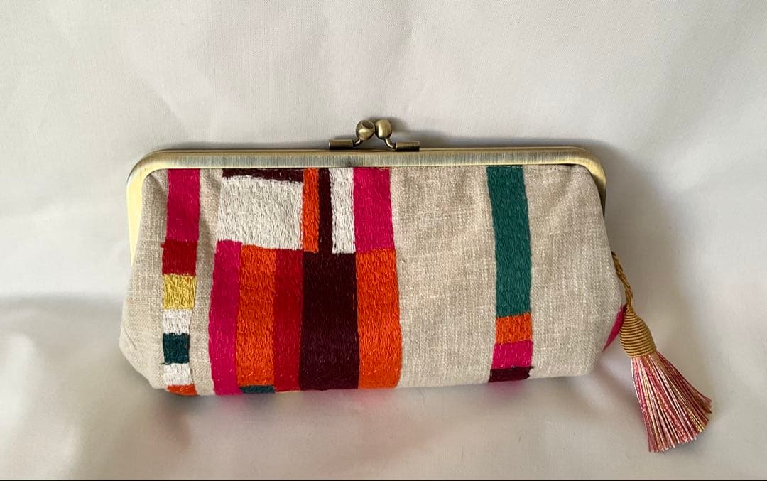 イギリス iliv 社　ARTURO シンプル　がま口長財布