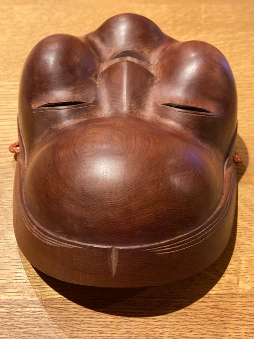 飛騨高山　一位一刀彫　能面おかめ